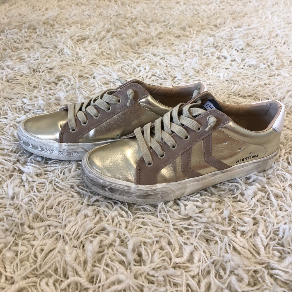 Vintage Havana gold sneakers
